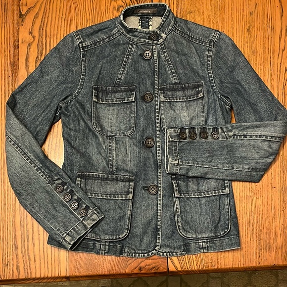 Liz Claiborne Jackets & Blazers - Like new Liz Claiborne button down denim jacket
